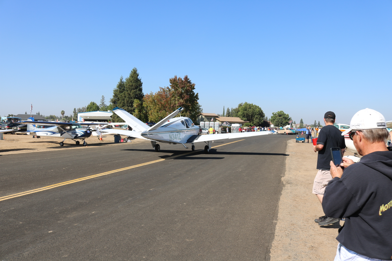 Illustration for article titled End O' Summer Fly In Car Show photodump - Part 2 - aircraft